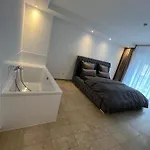 Adrett Am Dom - Digital Access Otel