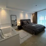Adrett Am Dom - Digital Access Otel 3*