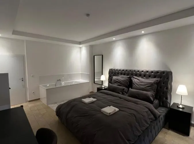 מלון Adrett Am Dom - Digital Access קלן