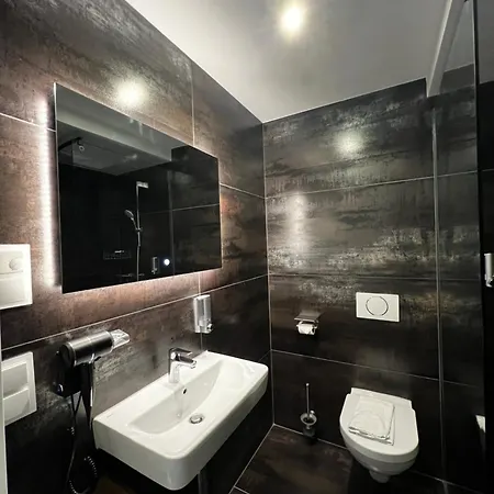Hotel Adrett Am Dom